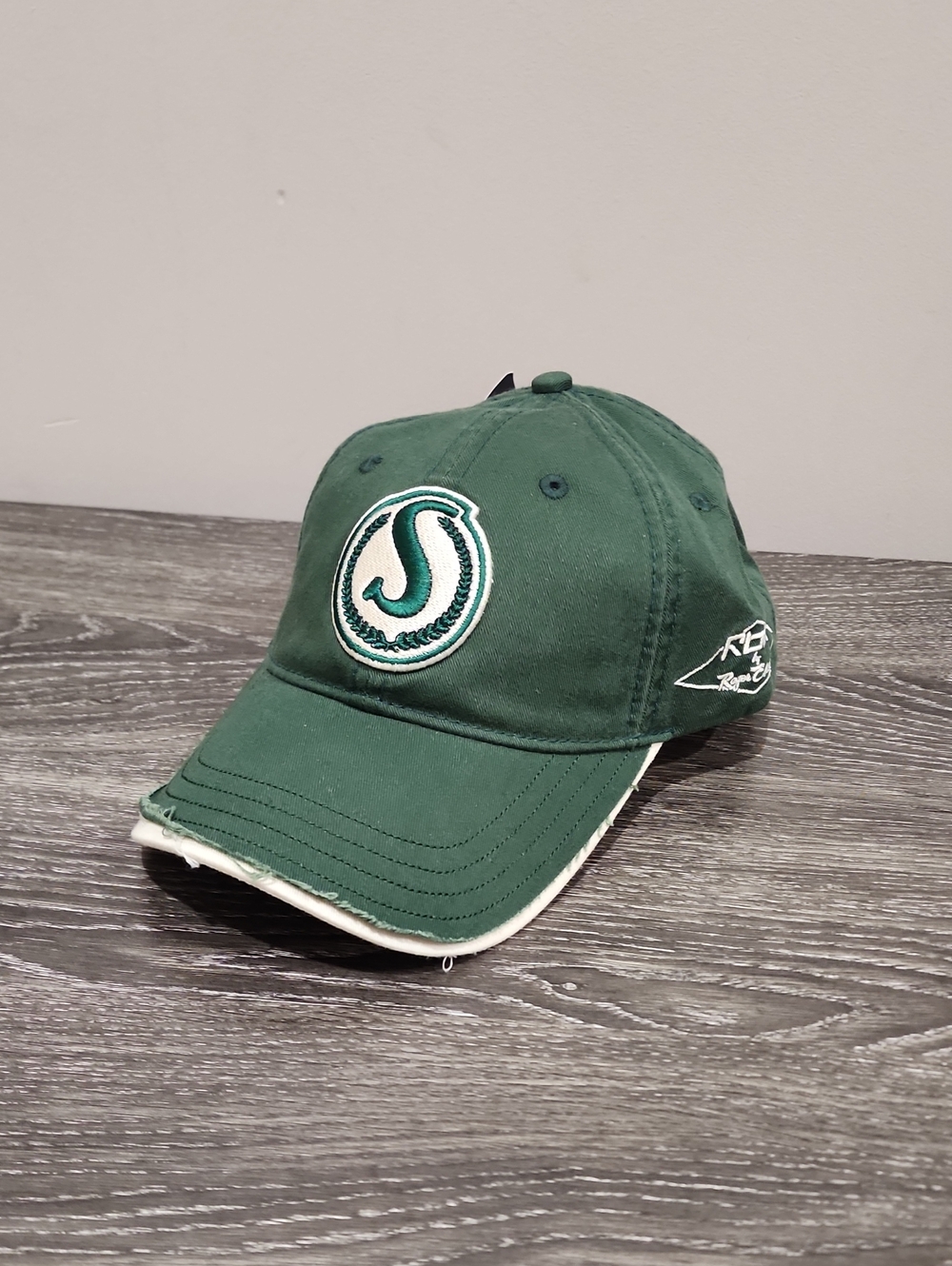 BNWT Vintage RBK by Roger Edwards Saskatchewan Roughriders Distressed Cotton Cap